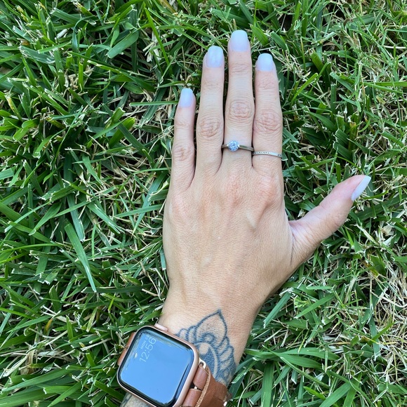 Vintage Silver Cathedral Solitaire Gemstone Ring - Picture 4 of 7